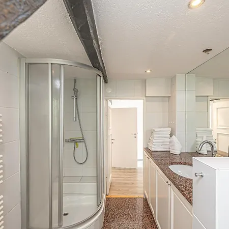 Appartement Fewo1846 - Dampfer Alexandra Ii - Urige Mit Zwei Schlafzimmern Am Nordermarkt Im Stadtzentrum *